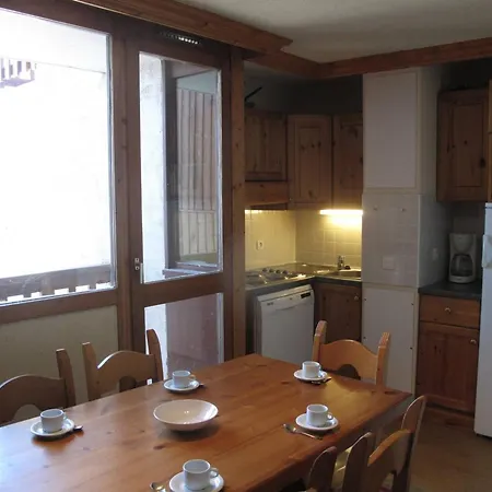 2 Pieces, 6 Pers, Au Pied Des Pistes A - Fr-1-351-59 Appartement